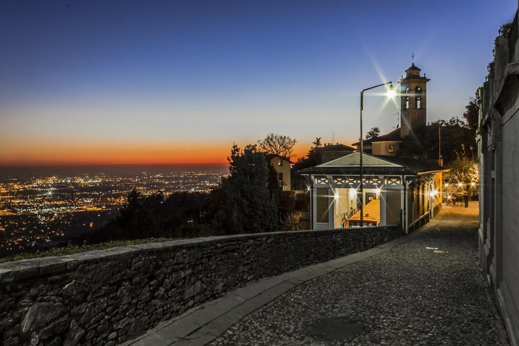 Porta Dipinta House Bergamo Alta Daire Oda fotoğraf