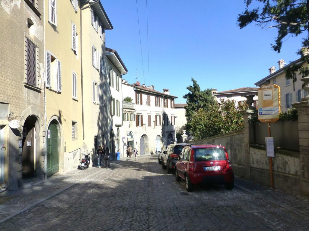 Porta Dipinta House Bergamo Alta Daire Oda fotoğraf