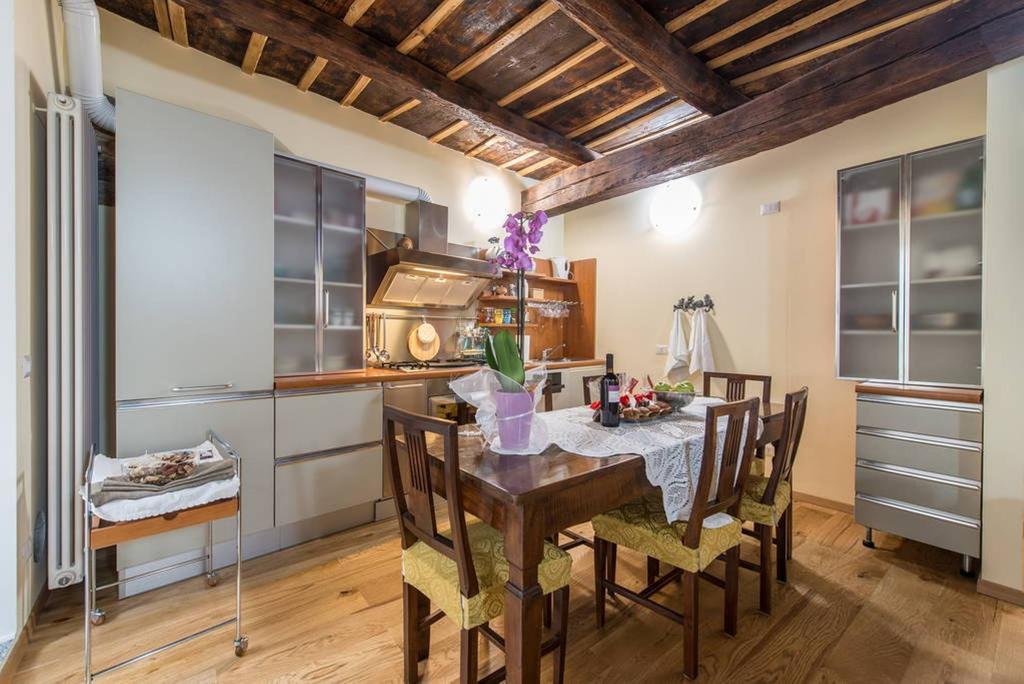Porta Dipinta House Bergamo Alta Daire Oda fotoğraf
